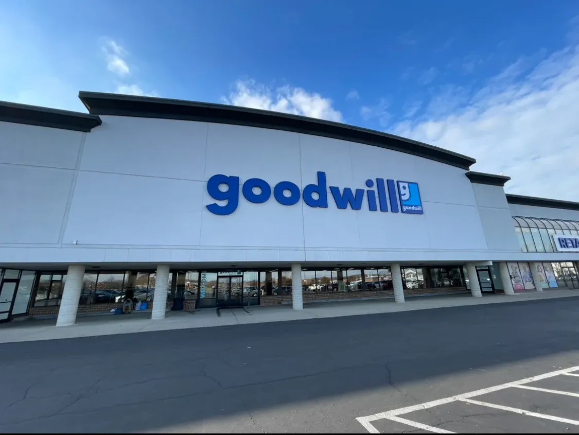 Photo of the Goodwill Bins Columbus storefront