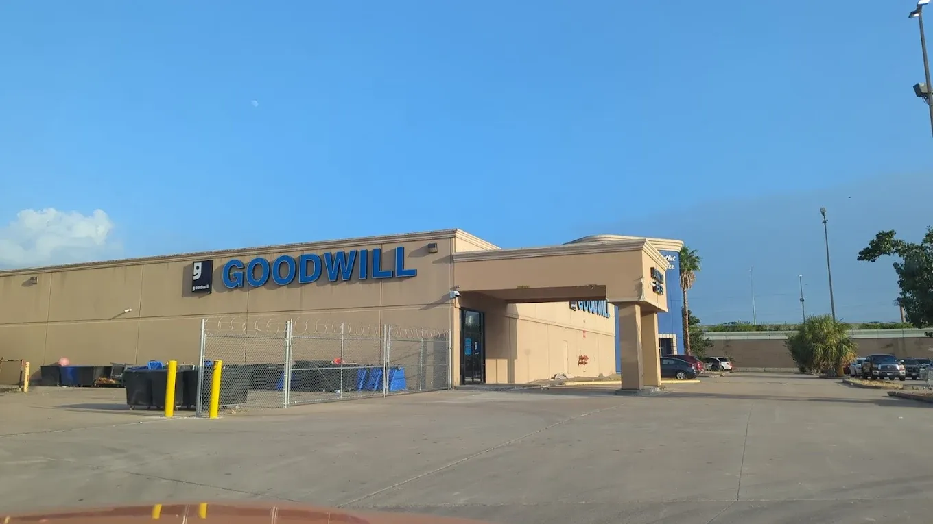 Photo of the Goodwill Bins Houston - Greenspoint storefront