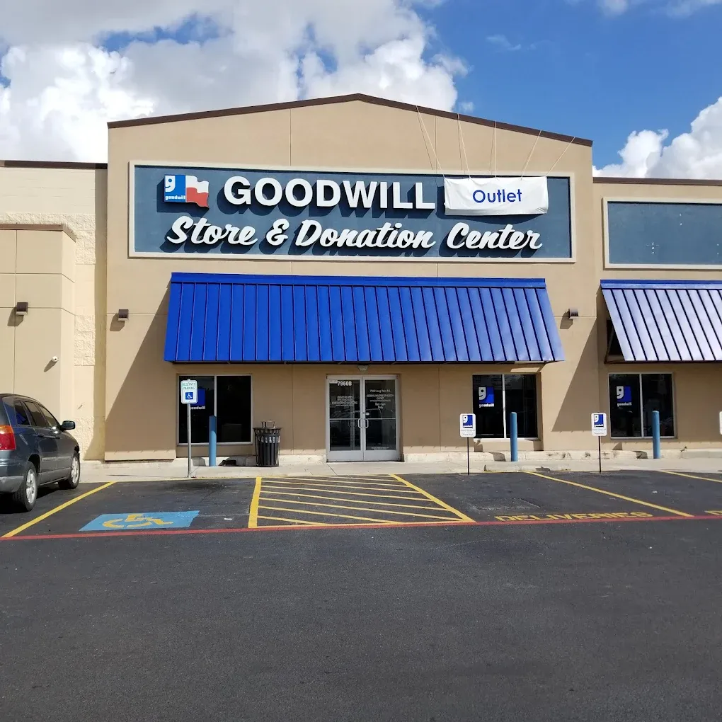 Photo of the Goodwill Bins Houston - Long Point storefront