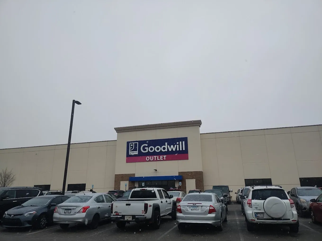 Photo of the Goodwill Bins Indianapolis - East storefront