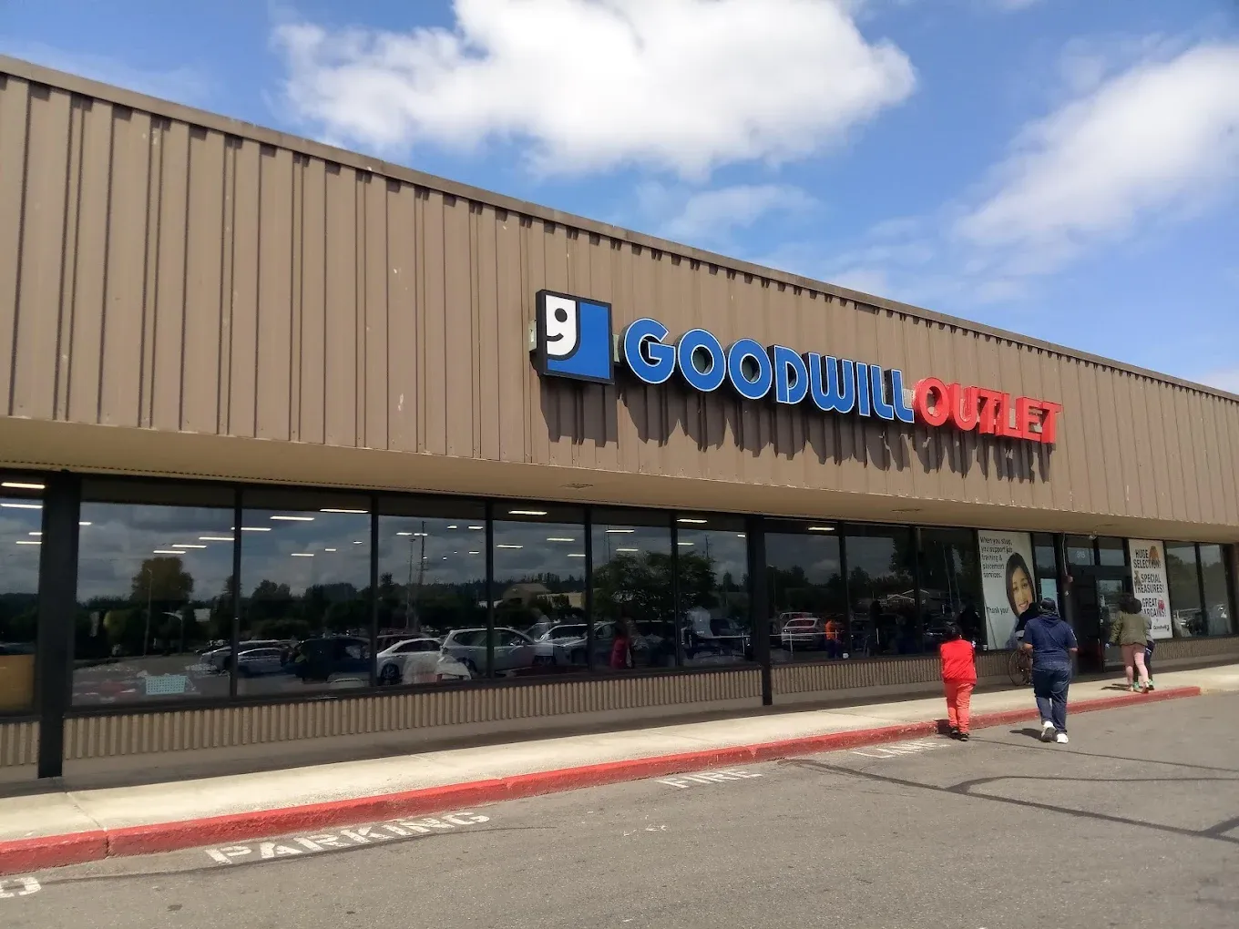 Photo of the Goodwill Bins Kent storefront