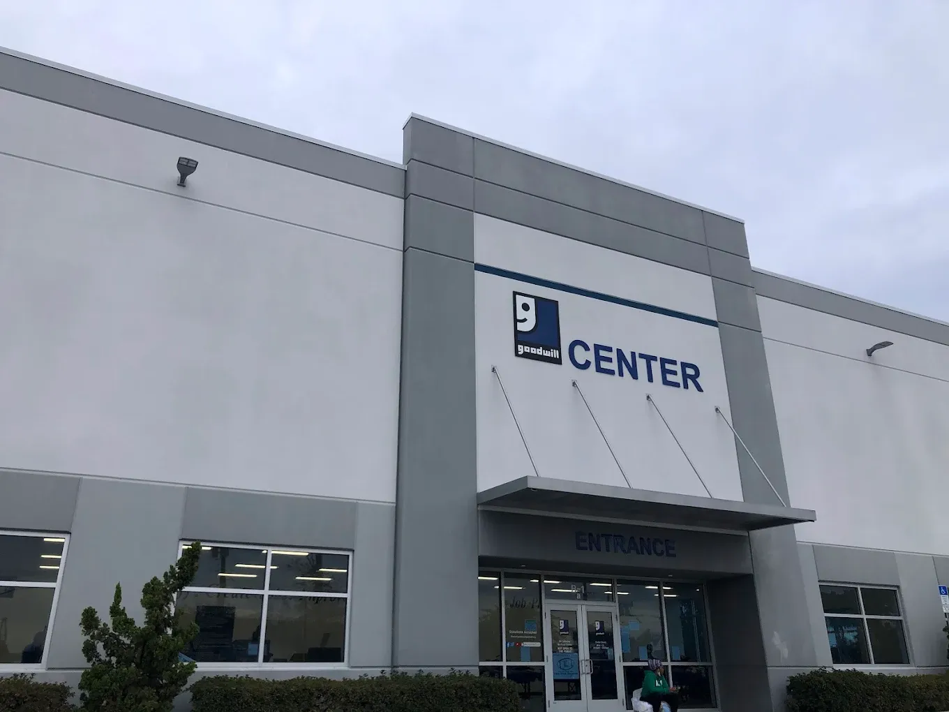 Photo of the Goodwill Bins Lake Worth storefront