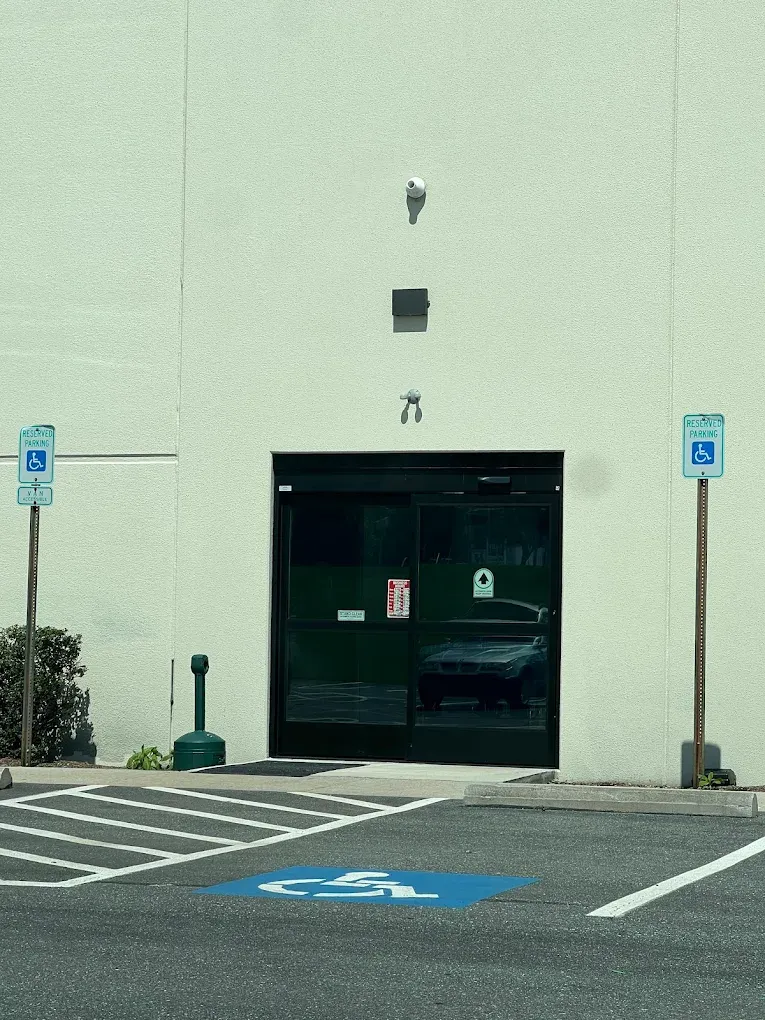 Photo of the Goodwill Bins Middletown storefront