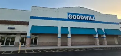 Photo of the Goodwill Bargain Barn North Port storefront