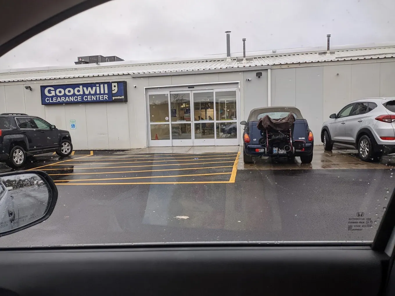 Photo of the Goodwill Bins Rochester storefront