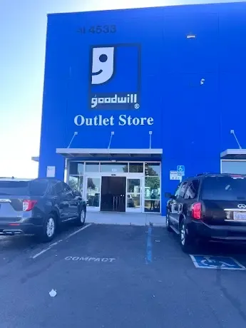 Photo of the Goodwill Bins Stockton storefront